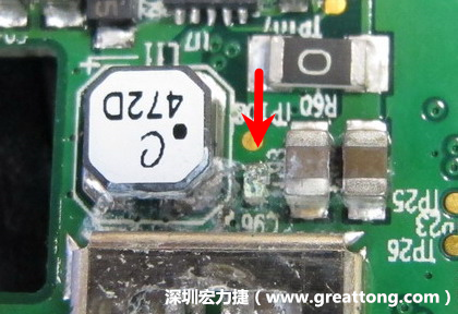 電路板疑似腐蝕氧化，懷疑電流異常過熱造成