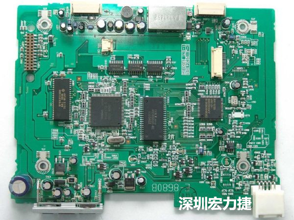大面積PCB若電子元器件數(shù)量多、重量較重，板材強(qiáng)度不夠時(shí)容易產(chǎn)生PCB中央部凹陷問題。