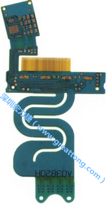 針對需要大幅撓曲應(yīng)用的特殊結(jié)構(gòu)造型，F(xiàn)PCB可進行彈性雷射裁型，讓FPCB材料的撓曲能力更佳。